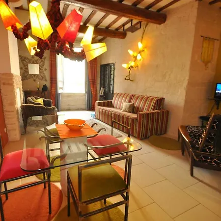 Romance En Provence Apartamento Uzès