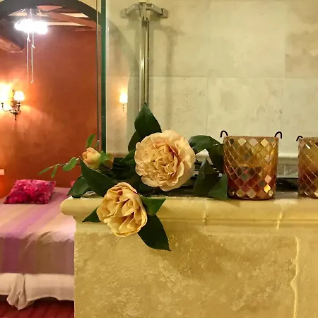 Romance En Provence * Uzès
